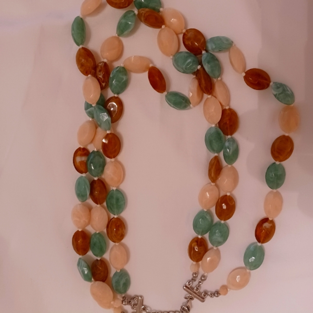 Fashion necklace
